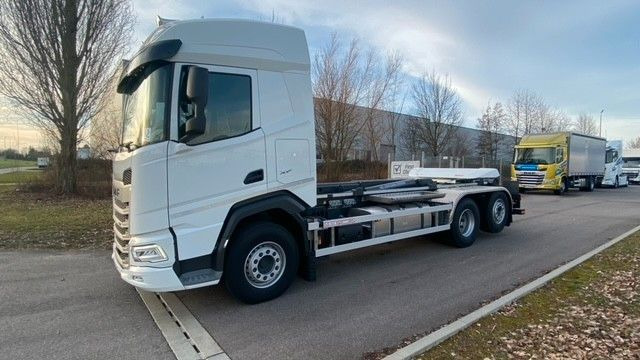 DAF XF 480 FAN Abroller VDL DAF XF 480 FAN Abroller VDL - Abrollkipper: das Bild 2 DAF XF 480 FAN Abroller VDL DAF XF 480 FAN Abroller VDL - Abrollkipper: das Bild 2