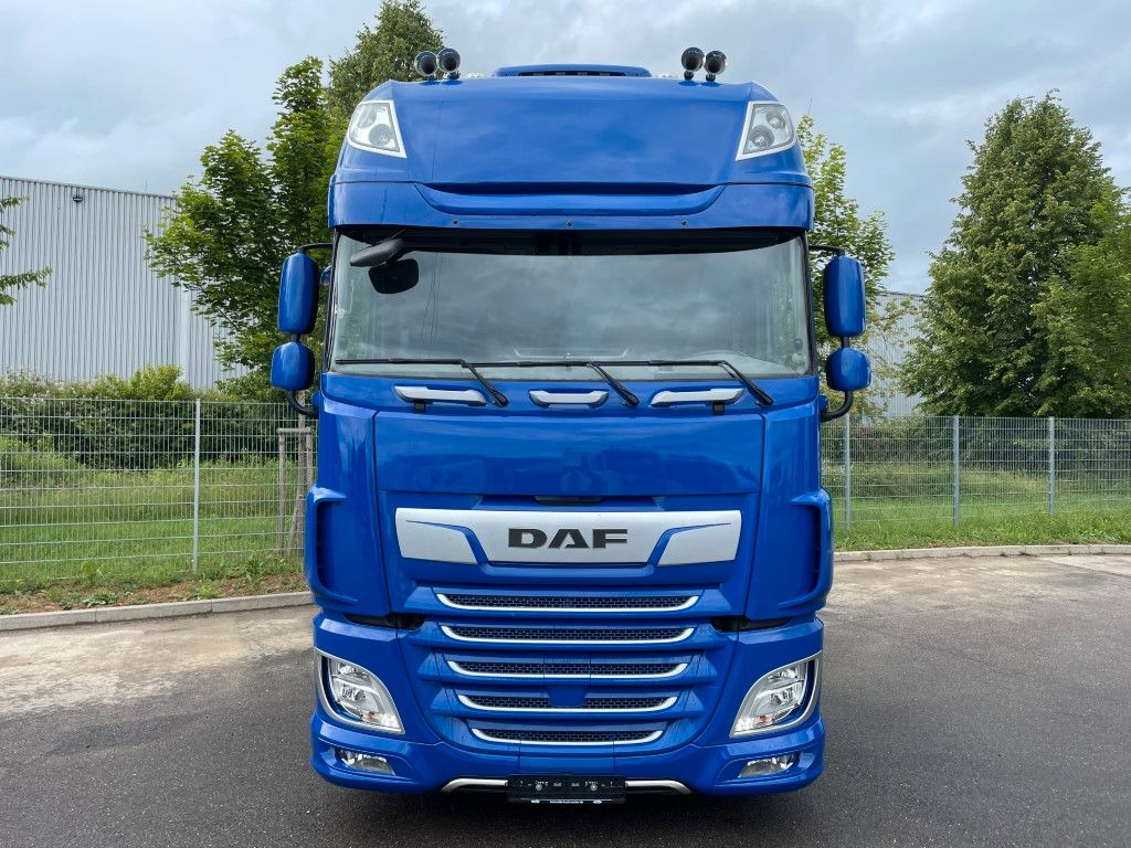 DAF FT XF 530 SSC LD - Sattelzugmaschine: das Bild 2 DAF FT XF 530 SSC LD - Sattelzugmaschine: das Bild 2