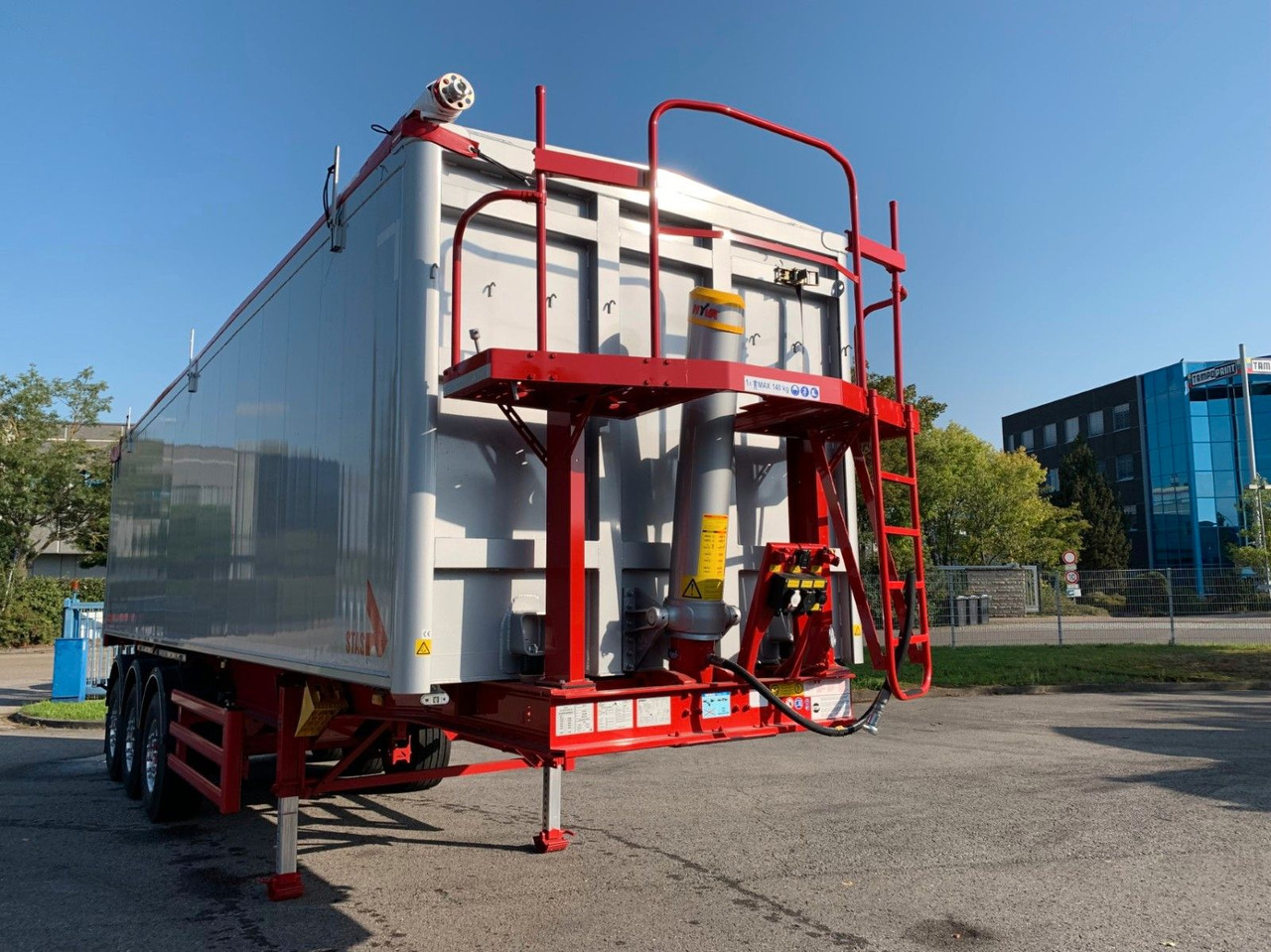 Stas Agrostar 51,8 cbm Stas Agrostar 51,8 cbm - Kipper Auflieger: das Bild 3 Stas Agrostar 51,8 cbm Stas Agrostar 51,8 cbm - Kipper Auflieger: das Bild 3