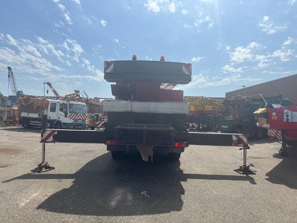 Liebherr LTM 1030-2.1 ( WITH JIB ) - All-Terrain Kran: das Bild 4 Liebherr LTM 1030-2.1 ( WITH JIB ) - All-Terrain Kran: das Bild 4