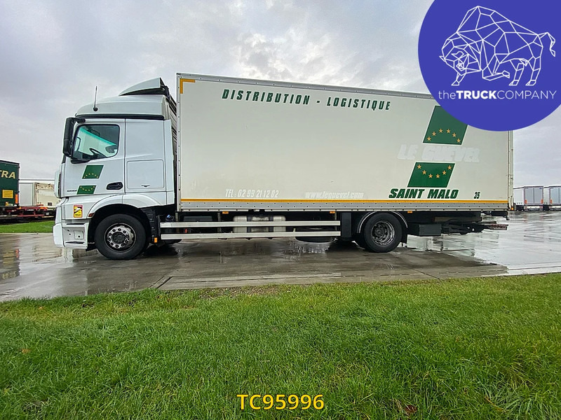 Mercedes-Benz Actros 1832 - Koffer LKW: das Bild 2 Mercedes-Benz Actros 1832 - Koffer LKW: das Bild 2