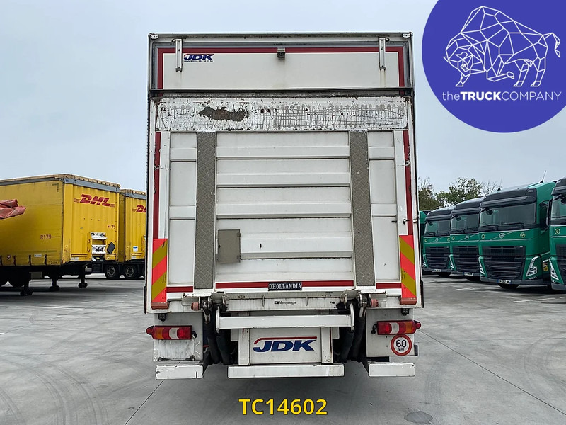 Mercedes-Benz Antos 1827 - Koffer LKW: das Bild 3 Mercedes-Benz Antos 1827 - Koffer LKW: das Bild 3