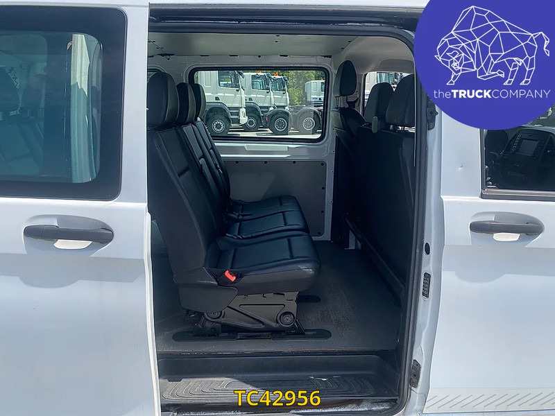 Mercedes-Benz Vito 111 CDI MINIBUS 9 SEATS - Kleinbus, Personentransporter: das Bild 4 Mercedes-Benz Vito 111 CDI MINIBUS 9 SEATS - Kleinbus, Personentransporter: das Bild 4