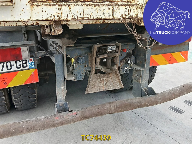 Renault Kerax 380 - Kipper: das Bild 2 Renault Kerax 380 - Kipper: das Bild 2