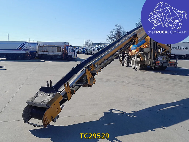 Renault Kerax 420 - Fahrmischer: das Bild 2 Renault Kerax 420 - Fahrmischer: das Bild 2