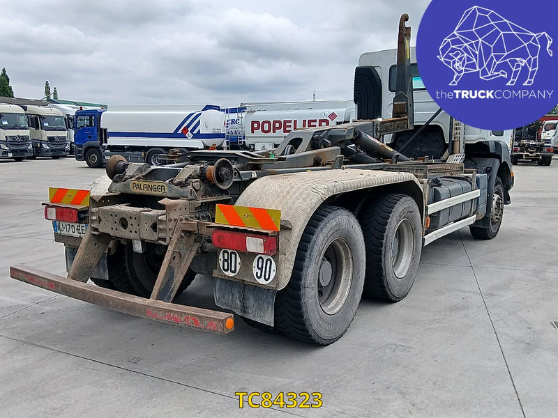 Renault Kerax - Containerwagen/ Wechselfahrgestell LKW: das Bild 2 Renault Kerax - Containerwagen/ Wechselfahrgestell LKW: das Bild 2