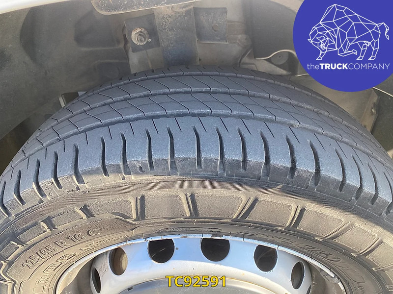 Renault Master 130 - Kleinbus, Personentransporter: das Bild 4 Renault Master 130 - Kleinbus, Personentransporter: das Bild 4