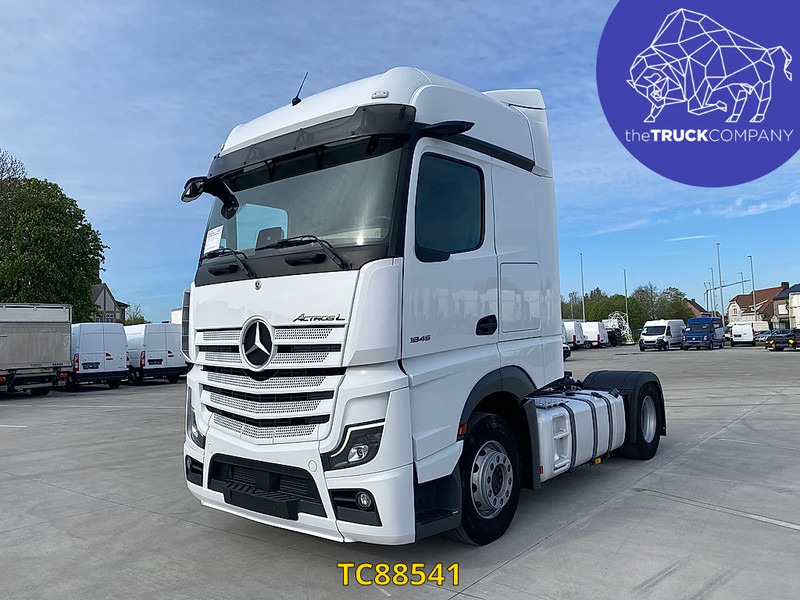 Sattelzugmaschine Mercedes-Benz Actros 1845: das Bild 1