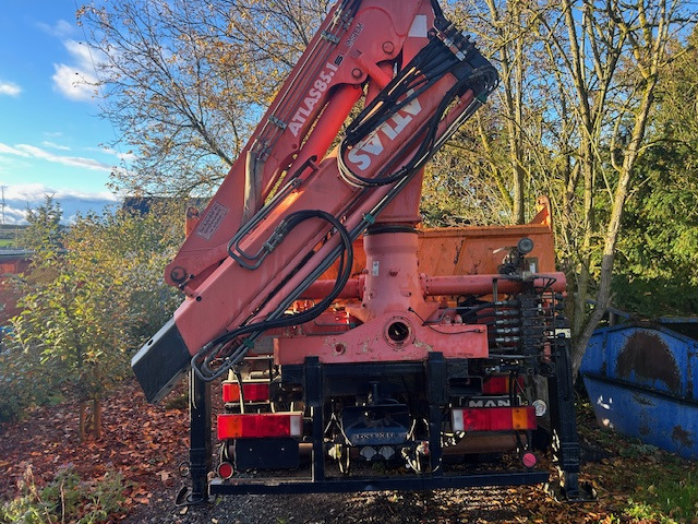 MAN 19 293 4x4 Kran Atlas 85.1 A2 - Kipper: das Bild 2 MAN 19 293 4x4 Kran Atlas 85.1 A2 - Kipper: das Bild 2