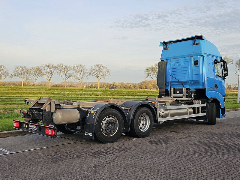 Iveco S-WAY AS260S46 6x2*4 LNG GAS - Containerwagen/ Wechselfahrgestell LKW: das Bild 3 Iveco S-WAY AS260S46 6x2*4 LNG GAS - Containerwagen/ Wechselfahrgestell LKW: das Bild 3