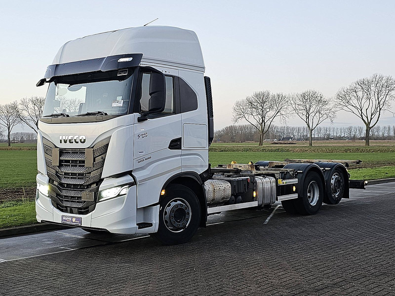 Iveco S-WAY AS440S51 - Containerwagen/ Wechselfahrgestell LKW: das Bild 2 Iveco S-WAY AS440S51 - Containerwagen/ Wechselfahrgestell LKW: das Bild 2