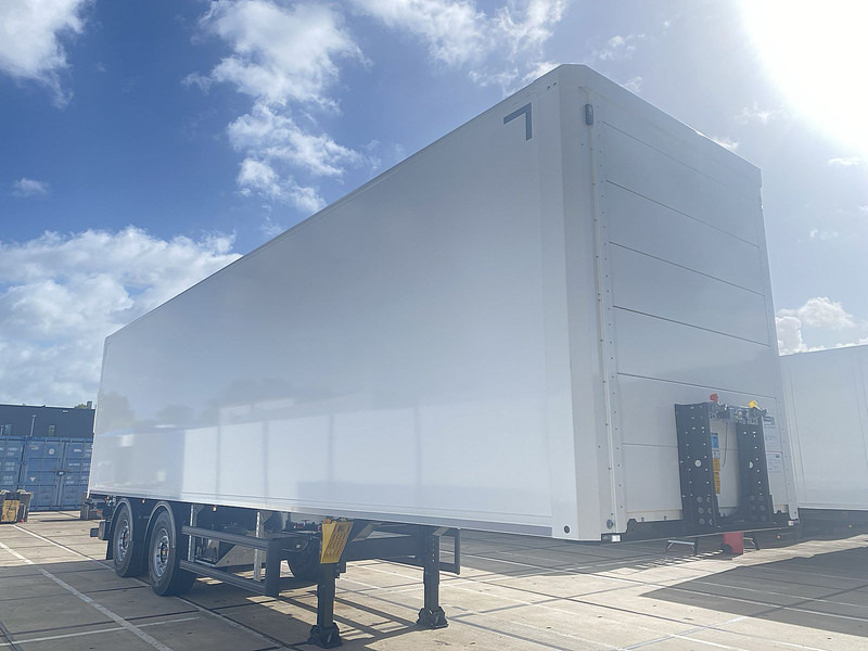 KLEYN TRAILERS TFSH 18 KOFFER - Koffer Auflieger: das Bild 3 KLEYN TRAILERS TFSH 18 KOFFER - Koffer Auflieger: das Bild 3