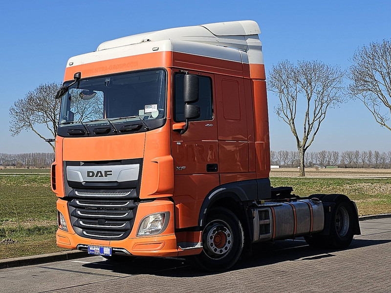 DAF XF 450 - Sattelzugmaschine: das Bild 2 DAF XF 450 - Sattelzugmaschine: das Bild 2