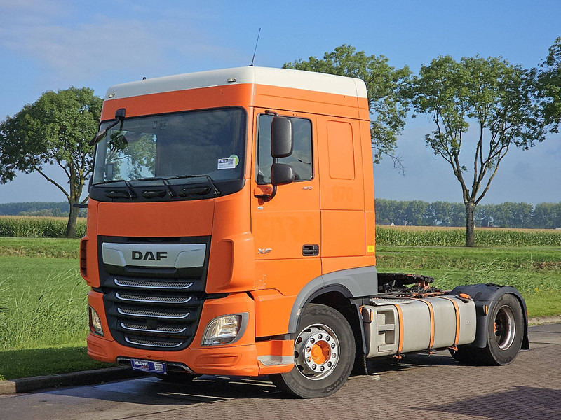 DAF XF 450 SPACECAB - Sattelzugmaschine: das Bild 2 DAF XF 450 SPACECAB - Sattelzugmaschine: das Bild 2