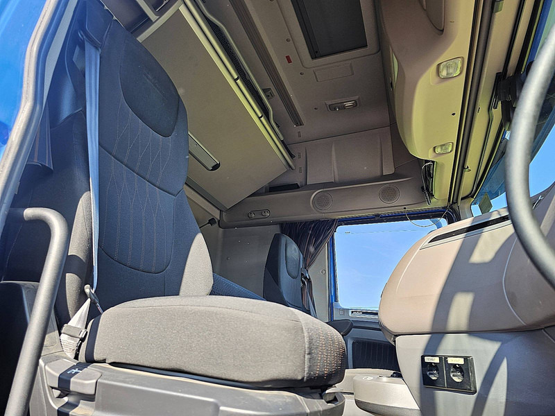 Sattelzugmaschine DAF XF 480: das Bild 7