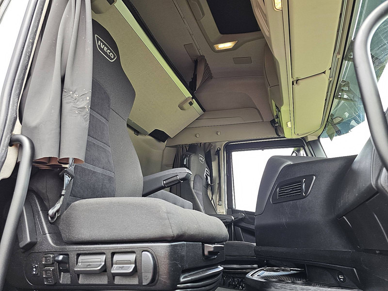 Sattelzugmaschine Iveco AS440S46 STRALIS LNG GAS: das Bild 7