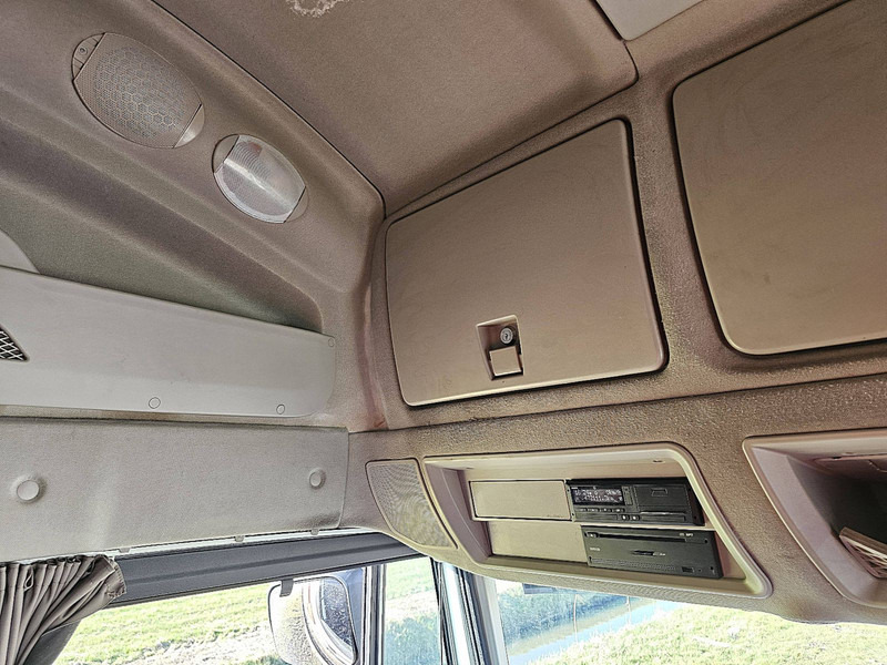 Sattelzugmaschine Iveco AS440S46 STRALIS LNG INTARDER: das Bild 10