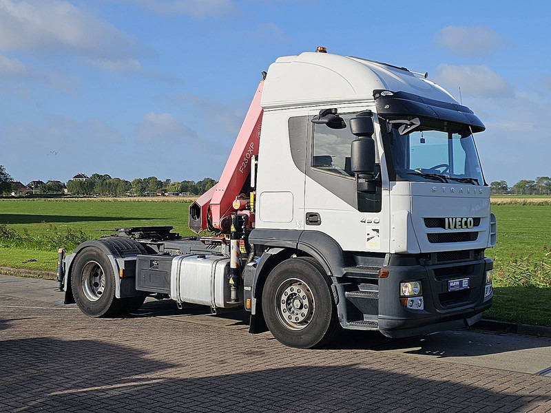 Iveco AT440S45 STRALIS FASSI F230XP-4 - Sattelzugmaschine: das Bild 5 Iveco AT440S45 STRALIS FASSI F230XP-4 - Sattelzugmaschine: das Bild 5