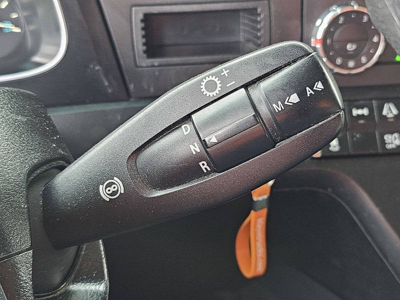 Sattelzugmaschine Mercedes-Benz ACTROS 1843 LS: das Bild 12