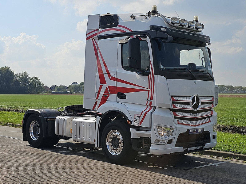Mercedes-Benz ACTROS 1851 - Sattelzugmaschine: das Bild 5 Mercedes-Benz ACTROS 1851 - Sattelzugmaschine: das Bild 5