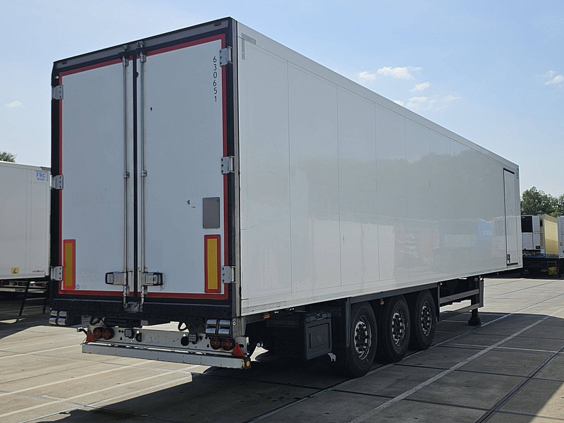 Schmitz Cargobull SKO 24 DOPPELSTOCK bi-temp - Kühlkoffer Auflieger: das Bild 2 Schmitz Cargobull SKO 24 DOPPELSTOCK bi-temp - Kühlkoffer Auflieger: das Bild 2