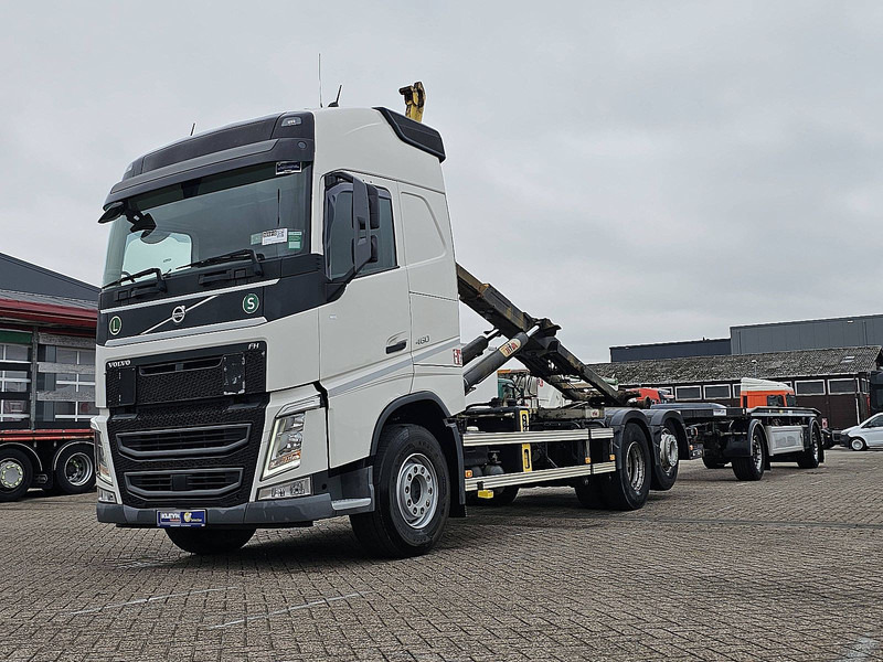 Volvo FH 460 6X2 HYVALIFT 291TKM - Abrollkipper: das Bild 1 Volvo FH 460 6X2 HYVALIFT 291TKM - Abrollkipper: das Bild 1