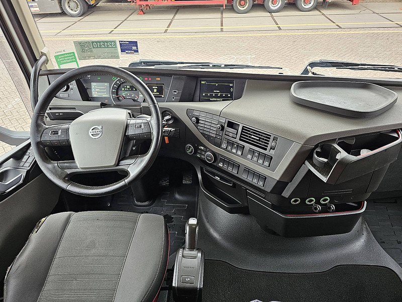 Volvo FH 460 6X2 HYVALIFT 291TKM - Leasing Volvo FH 460 6X2 HYVALIFT 291TKM: das Bild 8