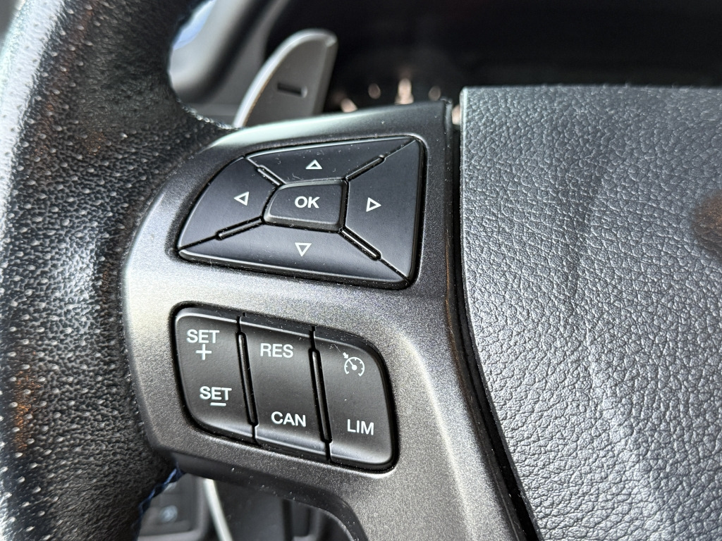 Ford Ranger 2.0L Ecoblue Raptor DoKa 4x4 Standheizung - Pritsche Transporter, Transporter mit Doppelkabine: das Bild 4 Ford Ranger 2.0L Ecoblue Raptor DoKa 4x4 Standheizung - Pritsche Transporter, Transporter mit Doppelkabine: das Bild 4