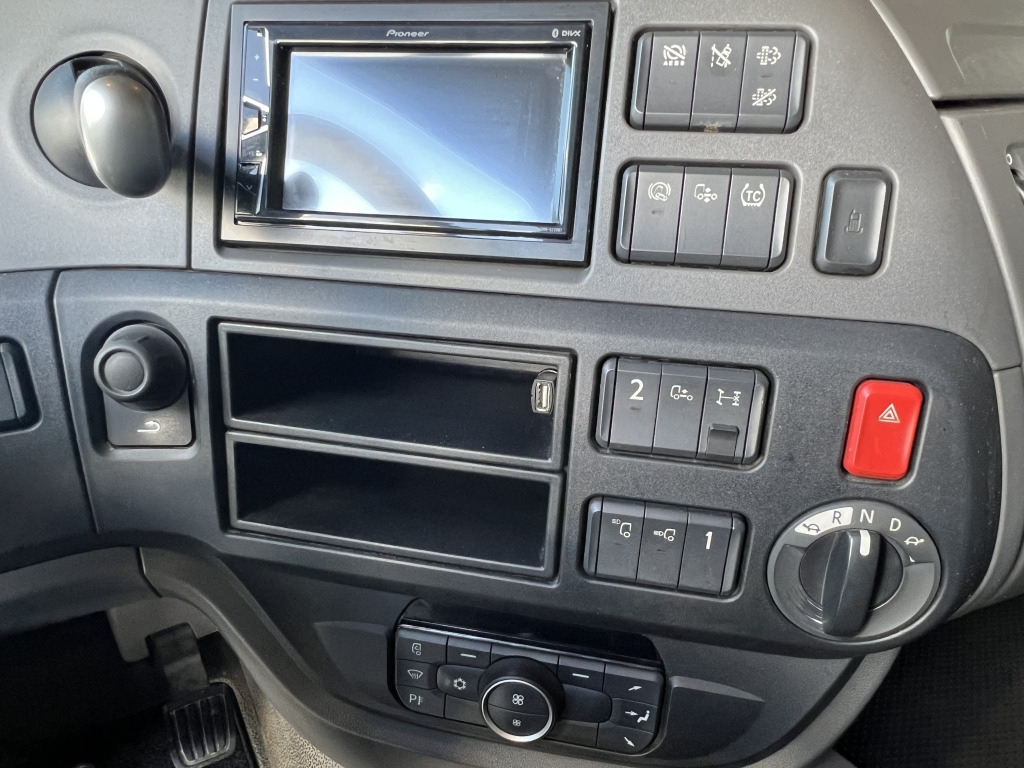 Daf XF 530 SuperSpaceCab Klima+Standklima Retarder - Sattelzugmaschine: das Bild 2 Daf XF 530 SuperSpaceCab Klima+Standklima Retarder - Sattelzugmaschine: das Bild 2