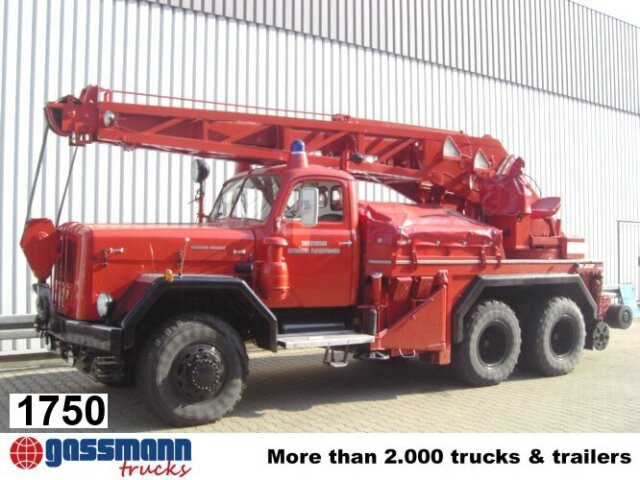 Magirus Deutz MAGIRUS URANUS 250D22 KW 16 Feuerwehr Kranwagen - Feuerwehrfahrzeug, Autokran: das Bild 1 Magirus Deutz MAGIRUS URANUS 250D22 KW 16 Feuerwehr Kranwagen - Feuerwehrfahrzeug, Autokran: das Bild 1