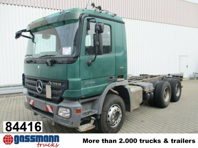 Mercedes-Benz Actros 2644/48 K 6x4 - Kipper: das Bild 1 Mercedes-Benz Actros 2644/48 K 6x4 - Kipper: das Bild 1