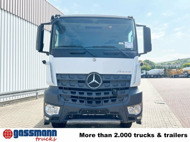 Fahrgestell LKW Mercedes-Benz Arocs 2642 K 6x4, Retarder, Motorabtrieb: das Bild 8