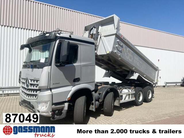 Mercedes-Benz Arocs 3251 K 8x4/4, Retarder, Stahlmulde ca. - Muldenkipper/ Dumper: das Bild 1 Mercedes-Benz Arocs 3251 K 8x4/4, Retarder, Stahlmulde ca. - Muldenkipper/ Dumper: das Bild 1