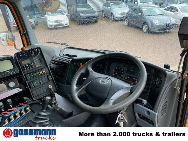 Mercedes-Benz Atego 1524 L 4x2 Kehrmaschine FAUN Viajet - Kehrmaschine: das Bild 3 Mercedes-Benz Atego 1524 L 4x2 Kehrmaschine FAUN Viajet - Kehrmaschine: das Bild 3