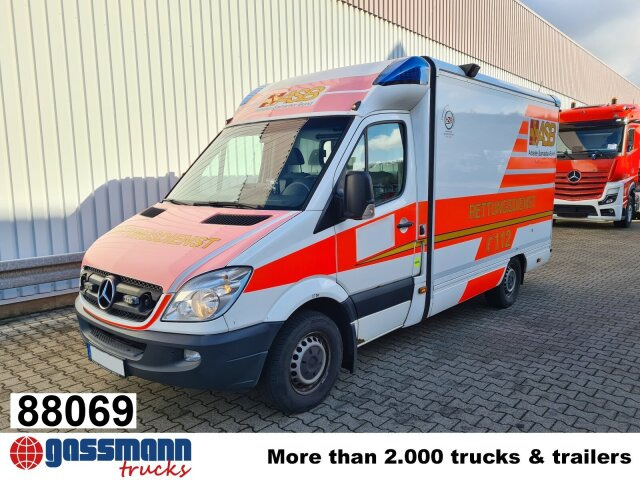 Mercedes-Benz Sprinter 316 KA 4x2, Rettungswagen - Kastenwagen: das Bild 1 Mercedes-Benz Sprinter 316 KA 4x2, Rettungswagen - Kastenwagen: das Bild 1