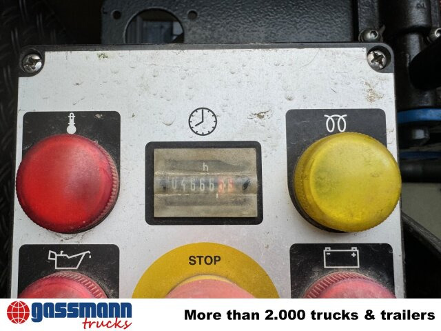 Mercedes-Benz Sprinter 516 KA 4x2, KaRo Hochdruckspüler - Kehrmaschine: das Bild 3 Mercedes-Benz Sprinter 516 KA 4x2, KaRo Hochdruckspüler - Kehrmaschine: das Bild 3