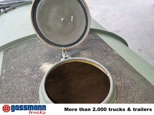 Renault Midliner S170 4x4, 6000l Wassertank - Tankwagen: das Bild 4 Renault Midliner S170 4x4, 6000l Wassertank - Tankwagen: das Bild 4