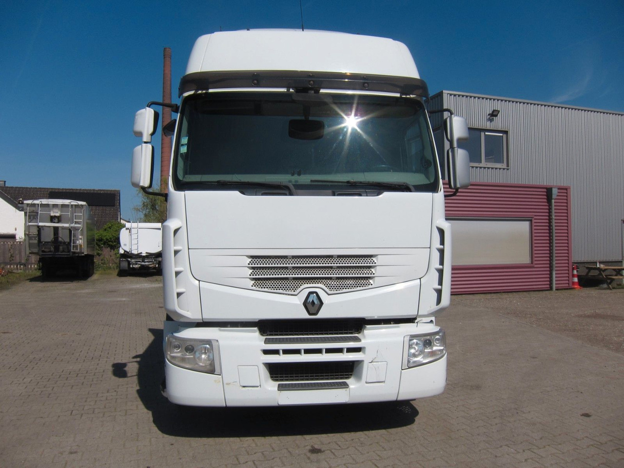 Renault Premium 440 DXI Steel/Air 623000km Belgian Truck - Sattelzugmaschine: das Bild 2 Renault Premium 440 DXI Steel/Air 623000km Belgian Truck - Sattelzugmaschine: das Bild 2