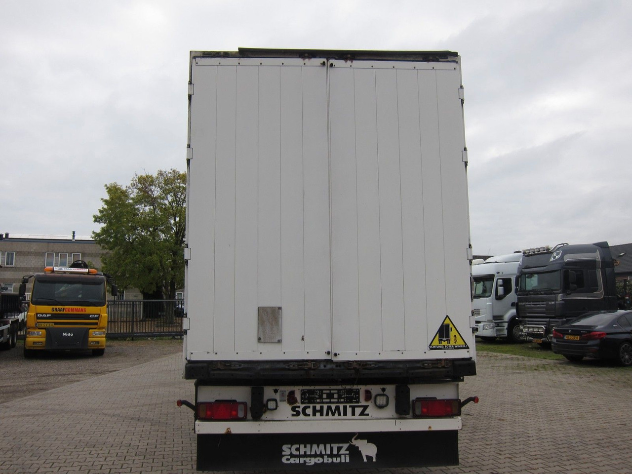 Schmitz Cargobull SKO 24 Iso-Koffer Doppelstock Lift Disc Top 2x - Koffer Auflieger: das Bild 5 Schmitz Cargobull SKO 24 Iso-Koffer Doppelstock Lift Disc Top 2x - Koffer Auflieger: das Bild 5