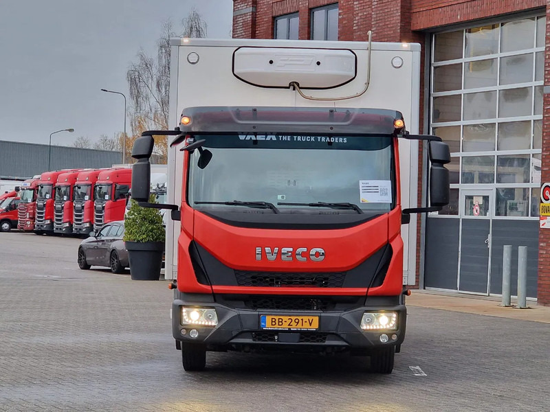 Iveco Eurocargo 75-190 Isotherm box - Zepro loadlift - Low KM - Airco - Euro 6 - Camera - Koffer LKW: das Bild 2 Iveco Eurocargo 75-190 Isotherm box - Zepro loadlift - Low KM - Airco - Euro 6 - Camera - Koffer LKW: das Bild 2