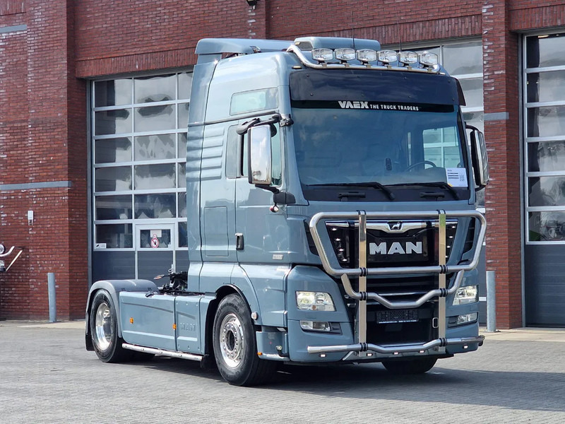 MAN TGX 18.580 4x2 XL - Retarder - PTO/Hydraulic - Night clima - Full spoiler - Alloy wheels - Sattelzugmaschine: das Bild 1 MAN TGX 18.580 4x2 XL - Retarder - PTO/Hydraulic - Night clima - Full spoiler - Alloy wheels - Sattelzugmaschine: das Bild 1