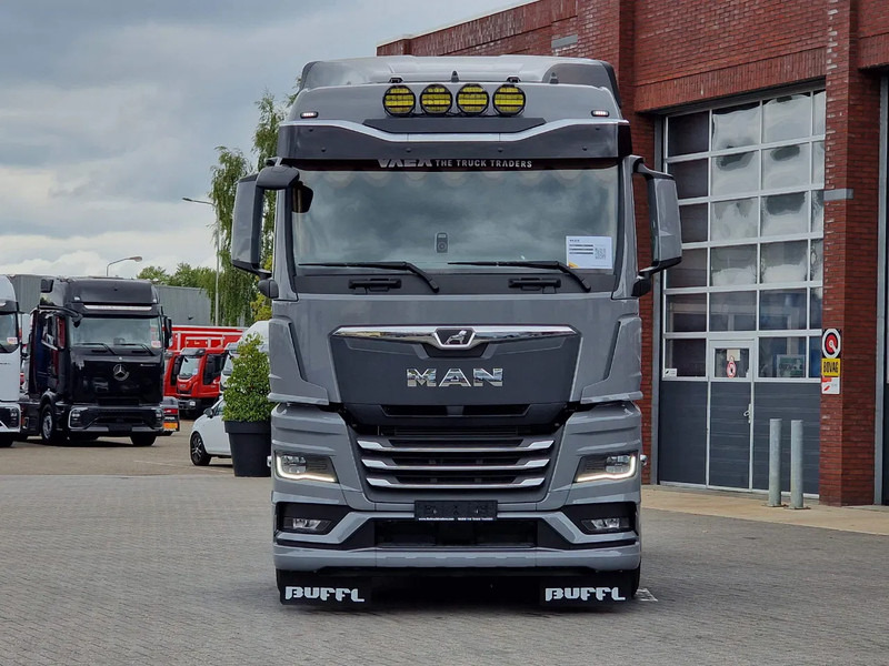 MAN TGX 26.540 6x2/4 - New - Retarder - PTO - Custom exterior - Chassis cover - NEW - Sattelzugmaschine: das Bild 2 MAN TGX 26.540 6x2/4 - New - Retarder - PTO - Custom exterior - Chassis cover - NEW - Sattelzugmaschine: das Bild 2