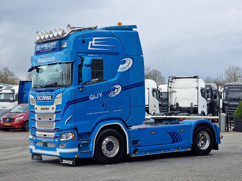 Scania S500 NGS Highline 4x2 - PTO/Hydraulic - Retarder - Custom exterior - Full air - Leather - Navi - Sattelzugmaschine: das Bild 3 Scania S500 NGS Highline 4x2 - PTO/Hydraulic - Retarder - Custom exterior - Full air - Leather - Navi - Sattelzugmaschine: das Bild 3