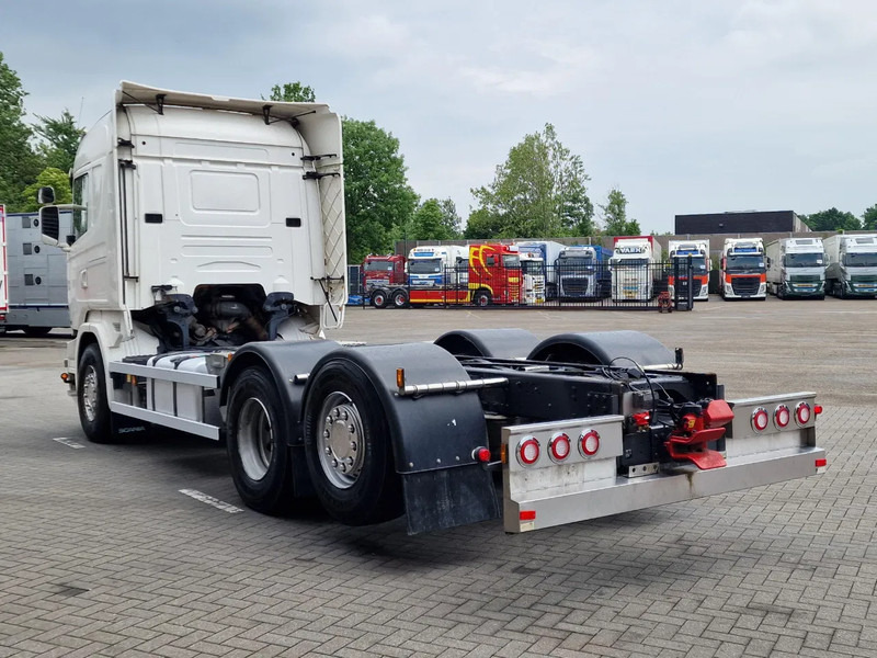 Scania R580 V8 Highline 6x2*4 - Chassis - Retarder - Steering axle - 410 WB - Custom interior - Full air - Fahrgestell LKW: das Bild 5 Scania R580 V8 Highline 6x2*4 - Chassis - Retarder - Steering axle - 410 WB - Custom interior - Full air - Fahrgestell LKW: das Bild 5