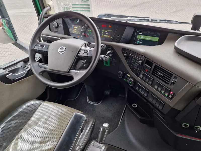 Fahrgestell LKW Volvo FH 13.460 Globetrotter 6x2 - Chassis - 4.60 WB - HUB Reduction - LNG: das Bild 16