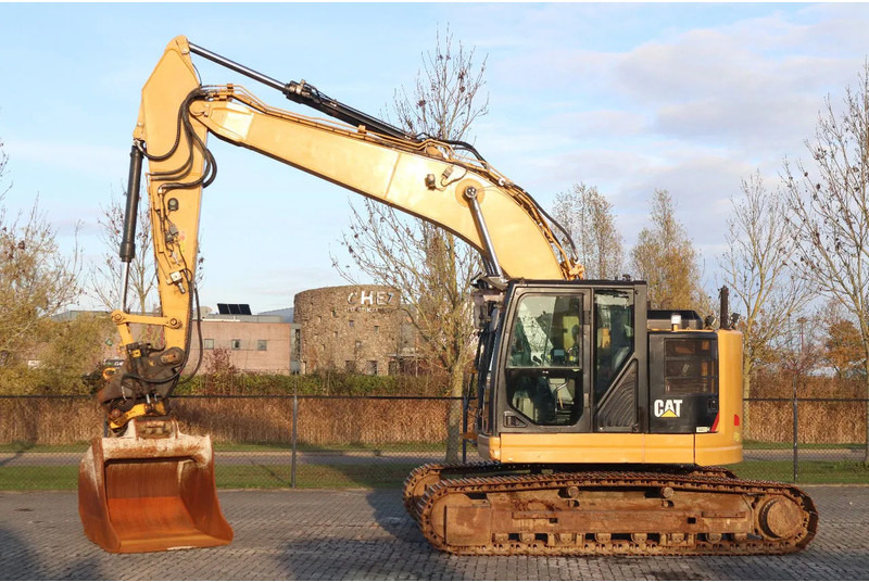 Caterpillar 325 F LCR | ROTOTILT | BUCKET | GPS PREPARED - Kettenbagger: das Bild 1 Caterpillar 325 F LCR | ROTOTILT | BUCKET | GPS PREPARED - Kettenbagger: das Bild 1