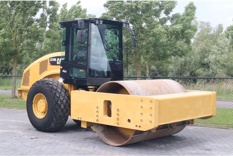 Caterpillar CS78B | TRIMBLE GPS | GOOD CONDITION - Walzen: das Bild 5 Caterpillar CS78B | TRIMBLE GPS | GOOD CONDITION - Walzen: das Bild 5