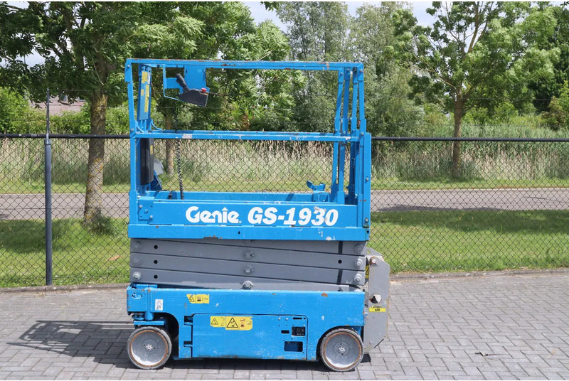 Genie GS-1930 | 7.8 METER | 227 KG - Scherenbühne: das Bild 1 Genie GS-1930 | 7.8 METER | 227 KG - Scherenbühne: das Bild 1