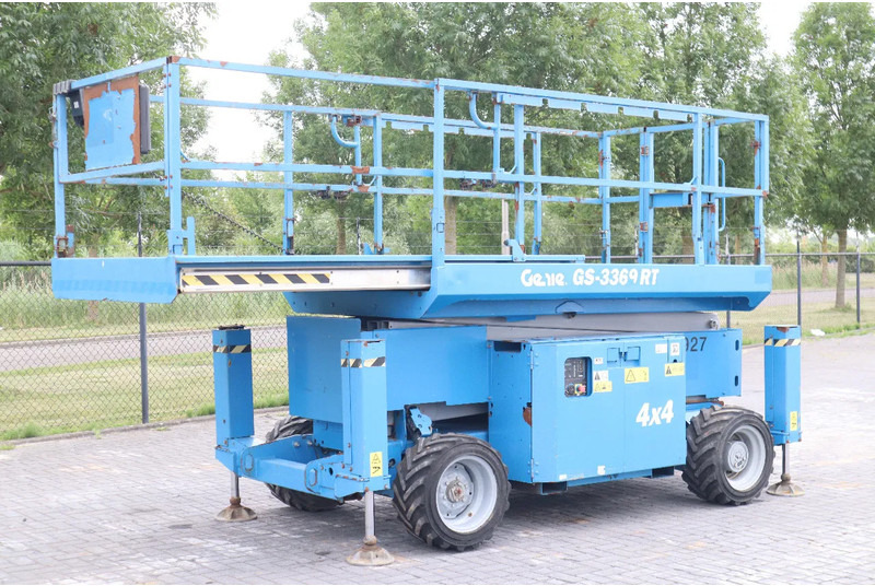 Genie GS-3369 RT | 12 METER | ROUGH TERRAIN - Scherenbühne: das Bild 2 Genie GS-3369 RT | 12 METER | ROUGH TERRAIN - Scherenbühne: das Bild 2