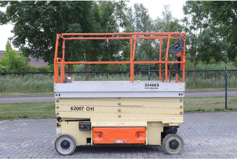 JLG 3246 ES | 12 METER | 320 KG - Scherenbühne: das Bild 4 JLG 3246 ES | 12 METER | 320 KG - Scherenbühne: das Bild 4